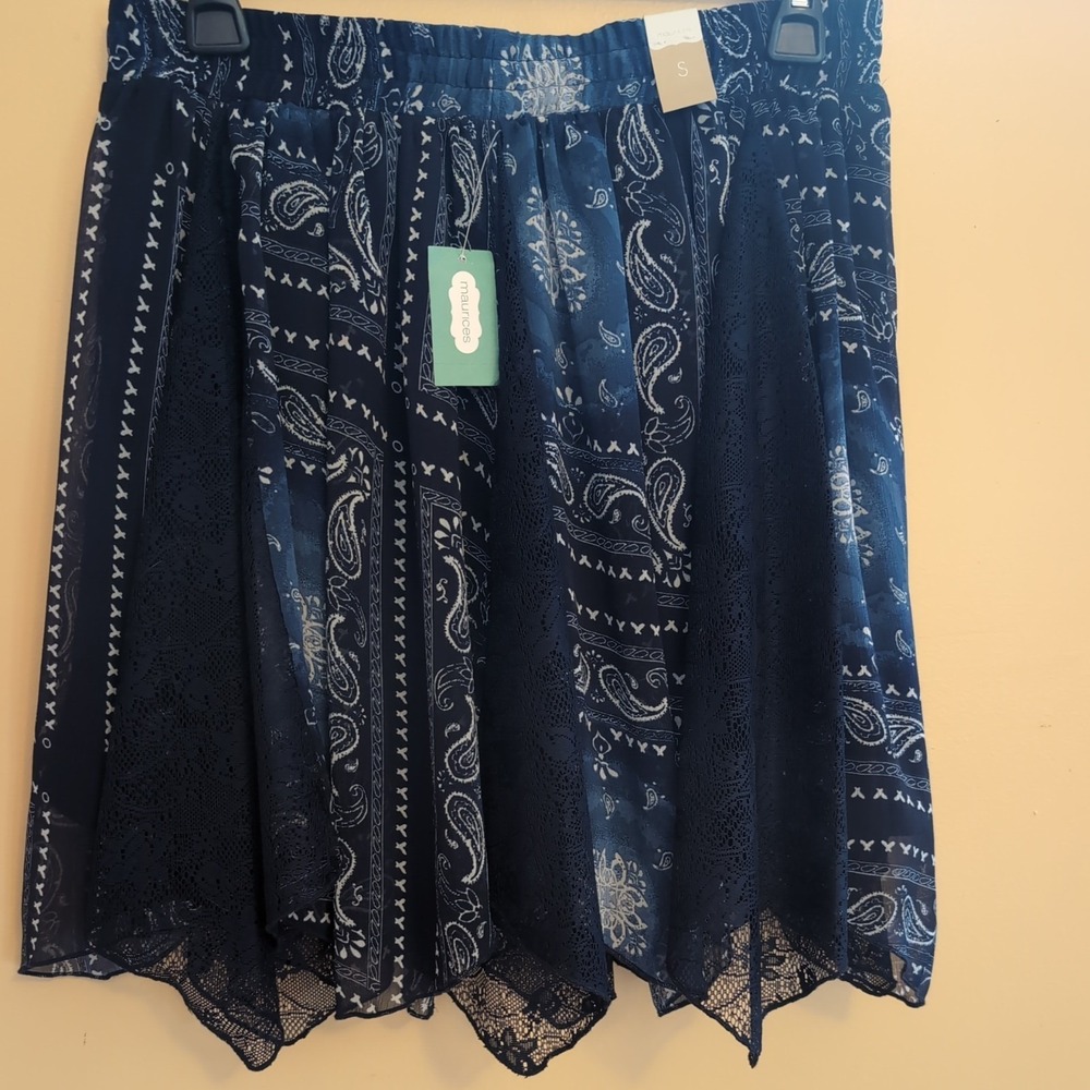 Maurices Blue Bandana Paisley Lace Handkerchief Hem Skirt Small NWT